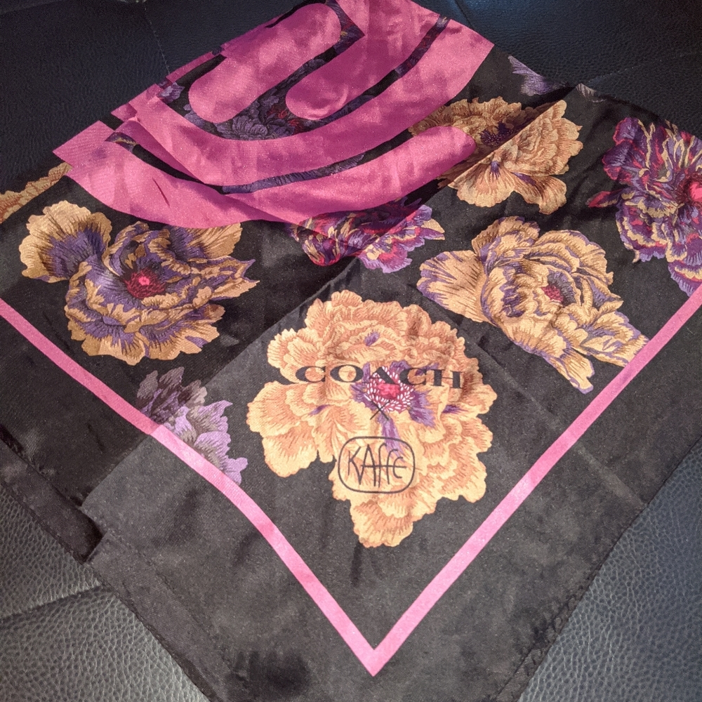 🌸🌺 Rare Coach Kaffe Fassett silk square scarf